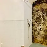 Caterine *